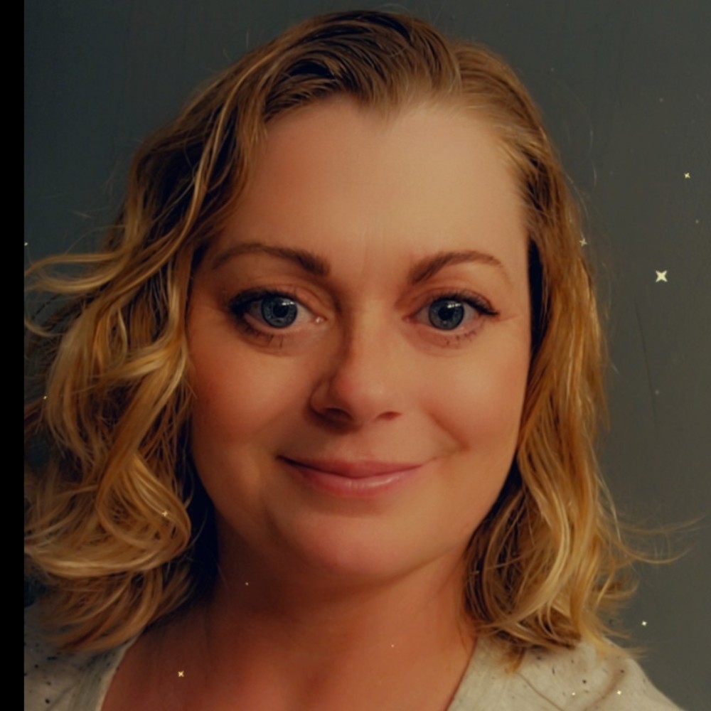 Meet your Posher, Kelina